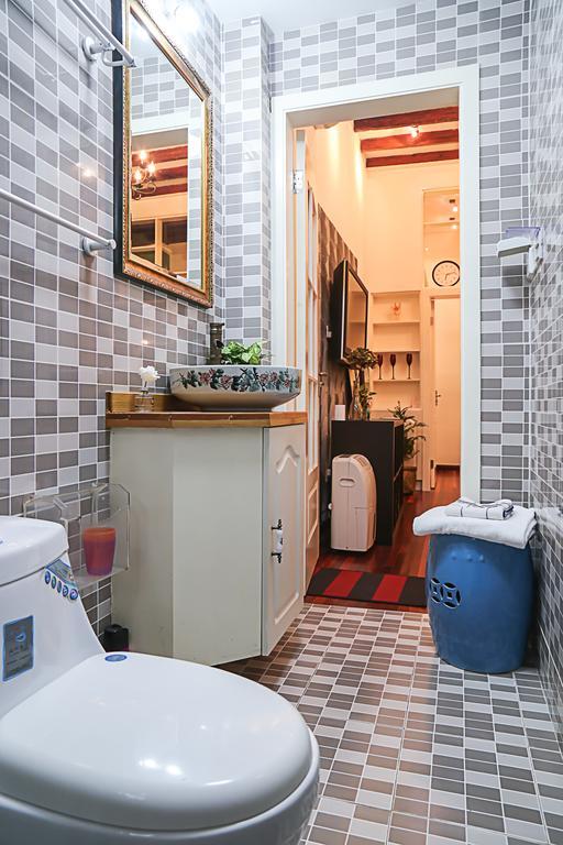 Old French Concession Coziness